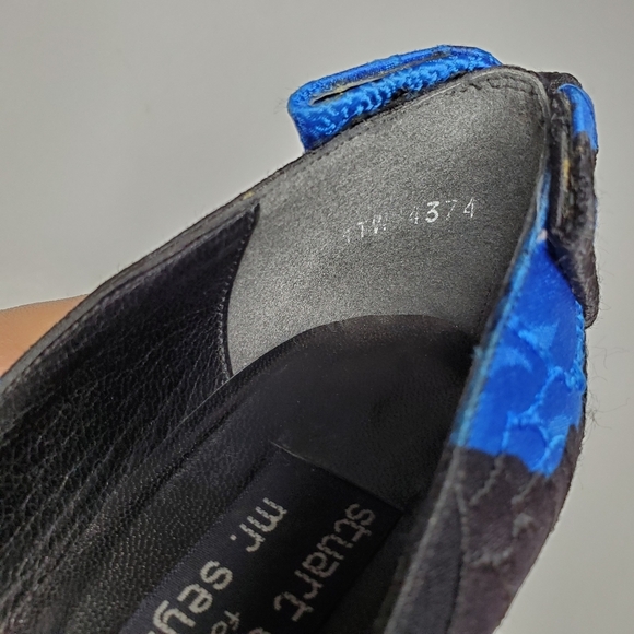 Stuart Weitzman || Blue & Black Floral Heels w Bow - Picture 7 of 11